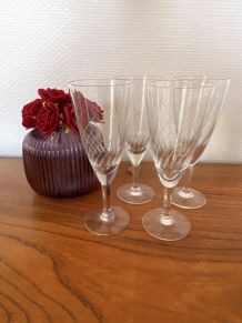 Set de 4 Flûtes à champagne en verre gravé 10 cl