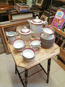 service de table porcelaine de Limoges (85 pièces)