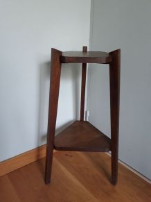 Sellette tripode porte-plantes