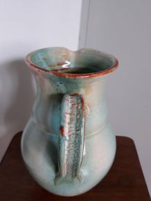 Pichet à anse vert céladon turquoise et caramel