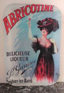 Plateau publicitaire en métal (liqueur Garnier) 