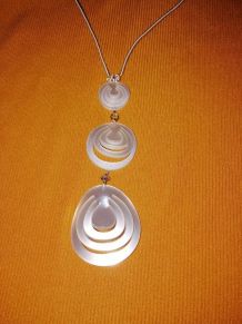 Collier pendentif 80's