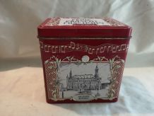 BOITE bonbons et à Musique boite TOLE  pub 