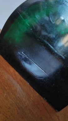 carafe verte avec bouchon transparent