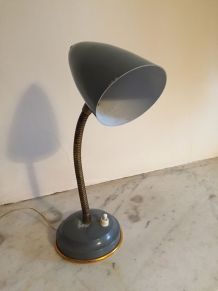 Lampe de bureau métal gris vintage flexible couleur laiton 