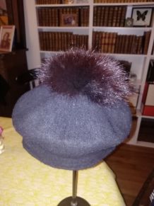 Chapeau laine à pompon 
