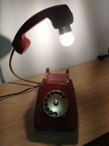 Lampe téléphone vintage années 70 bordeaux et or