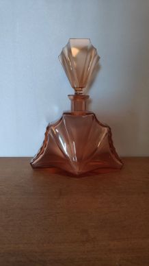 carafe art déco rose avec bouchon d'origine