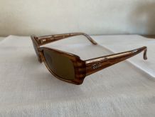 Lunettes de soleil RAY BAN modèle RB 4067