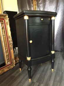 Petite commode style Empire