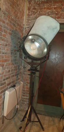 Lampadaire Projecteur Industriel 