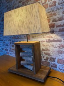 Magnifique Lampe neuve en bois flotté