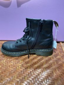 DR MARTENS taille 34