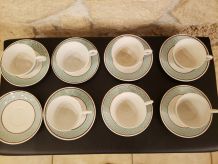 7 tasses + 8 sous tasses porcelaine opaque