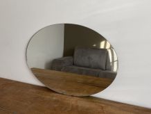 Miroir ovale. 1970. 70x50.