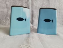 Salière et poivrière en céramique bleue