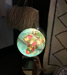 Globe terrestre ou mappemonde Italie années 90 30 cm