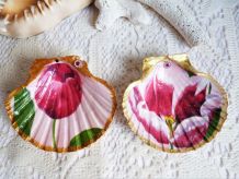 Coquilles Saint-jacques décor fleur de tulipes, porte-bijoux