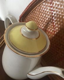 Cafetière estampillée Luneville France.