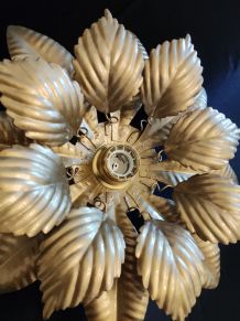 applique murale feuilles métal doré