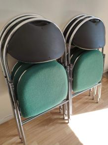 chaises pliantes métal chromé et tissu vert chiné
