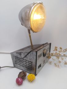 lampe industrielle  / détournement d'objet