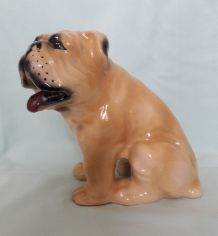 Ancien chien bouledogue en céramique