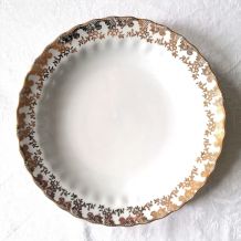 Assiettes porcelaine Saint Amand dorées 