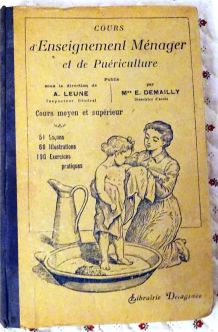 livre ancien ménager et puériculture 1925