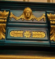 tres grand miroir bisoté ; bois peint  bleu canard 1930 styl