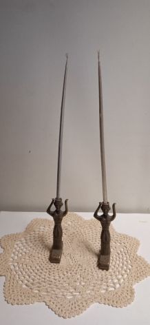 Bougeoirs coniques en bronze - Bronze Taper Candle Holders