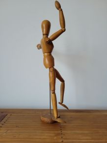 Mannequin articulé en bois 