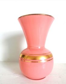 Vase opaline rose et doré 