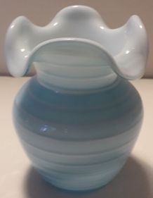 vase en verre souffle bleu et blanc