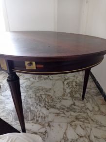 Table ovale avec 2 rallonges 1964 assortie avec l'enfilade