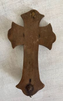 Crucifix bénitier ancien en bois et métal argenté