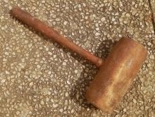 gros maillet en bois,ancien , vintage