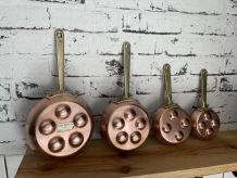 4 poelons en cuivre et laiton à escargots /Aebleskiver