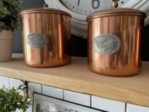 Superbe série de pots à épices en cuivre