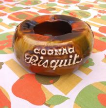 Cendrier publicitaire en céramique cognac Bisquit