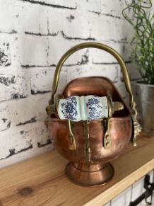 Théïere en cuivre antique