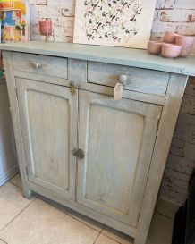 Buffet parisien 1920