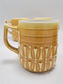 Série de 4 mugs vintage