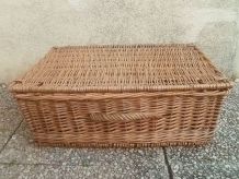 Malle  en osier , rotin , vintage