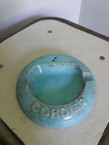 Cendrier publicitaire vins Cordier ancien
