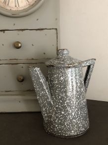 Cafetière en tole émaillée - Modèle gris