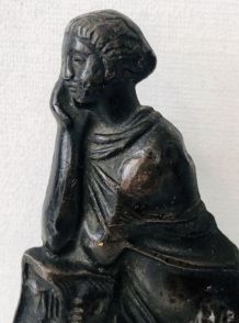 Femme à l'antique