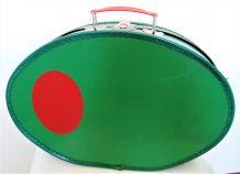 Valisette ovale en carton verte et rouge