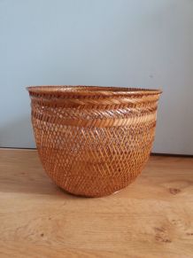 Corbeille panier en osier rotin tressé