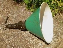 suspension tole en acier peint  , vintage